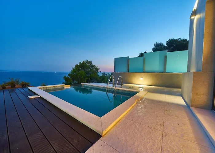 Gallery Luxury & * Split