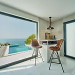 Gallery Luxury &