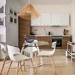 Gallery Luxury & * Σπλιτ